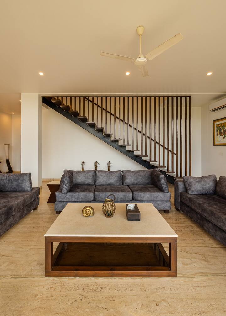 Living room image 4