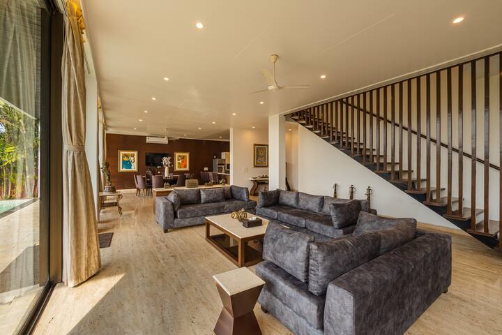 Living room image 5