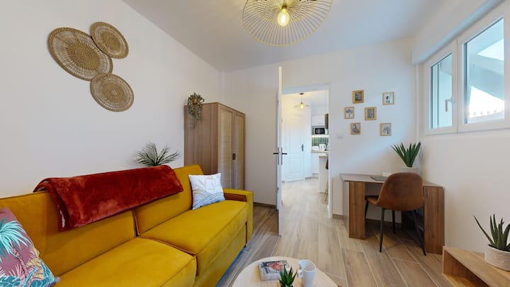 غرفة معيشة مريحة