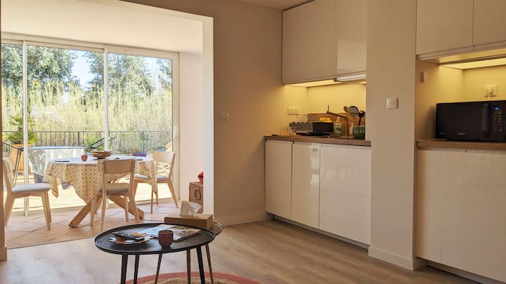 Sur L'eau: Terrasse 50m², Paddle, Clim & Parking - Gassin