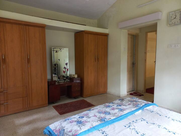 Bedroom 2 image 2