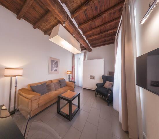 St. Peter Vatican suite stay (MAS-1-2) gallery image 2