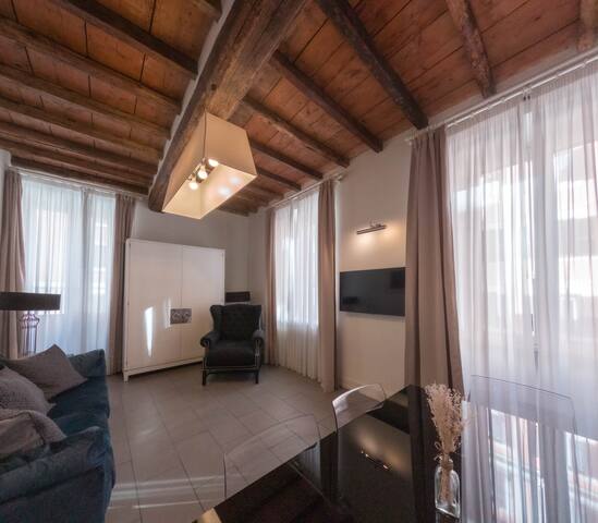 St. Peter Vatican suite stay (MAS-1-2) gallery image 4