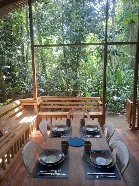 Casa Cangrejos, Punta Uva beachfront