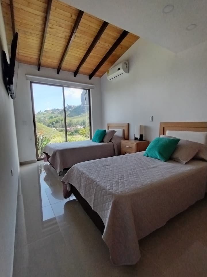 საძინებელი 4