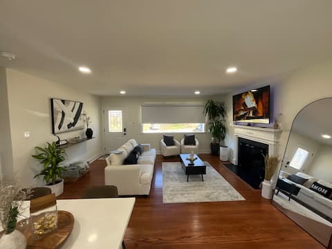 Luxury 5BR | Fairfax | Near Metro & GMU