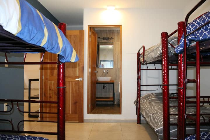 第四# 6

舒适迷人，带独立卫生间 