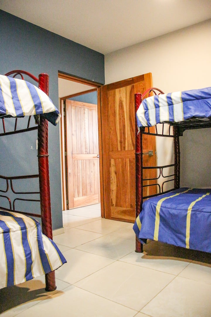 第四# 3

Pleasant, Pleasant