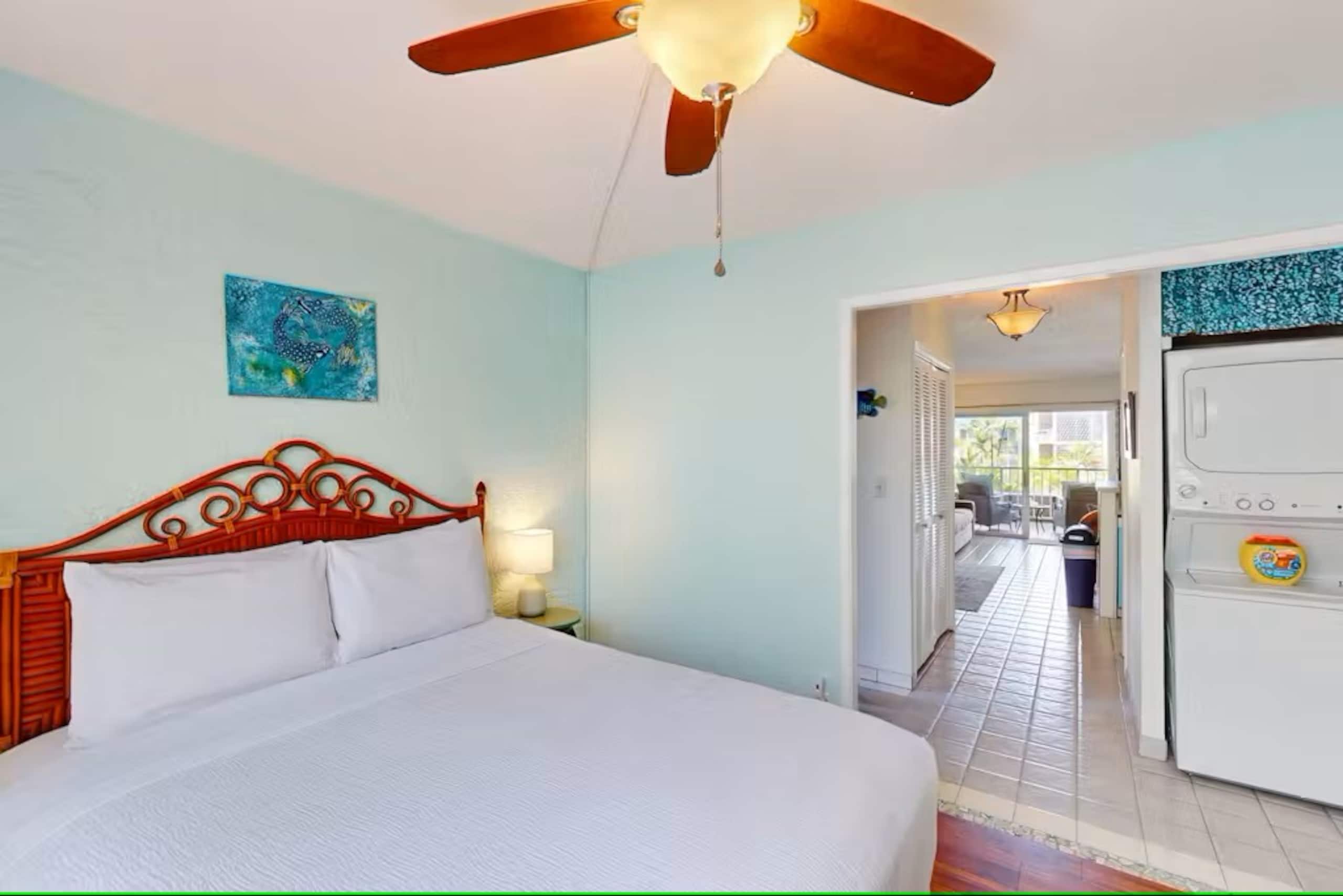 Condo in Kailua-Kona · ★4.89 · 1 bedroom · 1 bed · 1 bath - Image 11