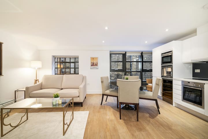 Covent Garden – Stunning two bed