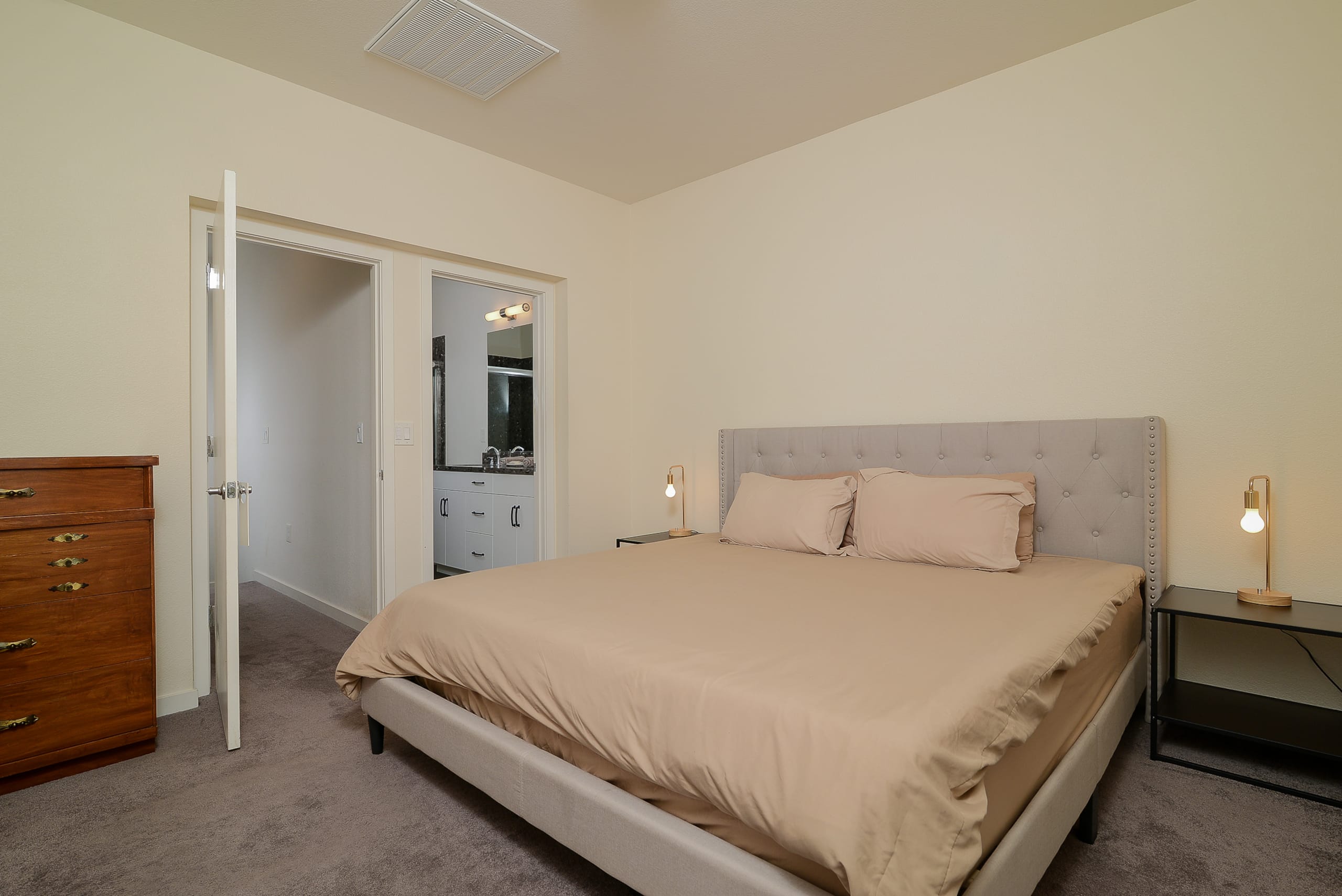 NEW Downtown Sac Home, Quiet & Central - Photo 11