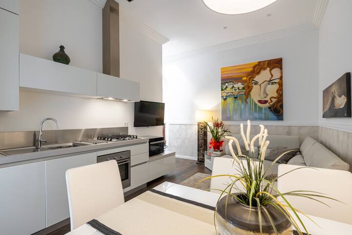 Ludovisi Splendor Apartment Central new gallery image 2