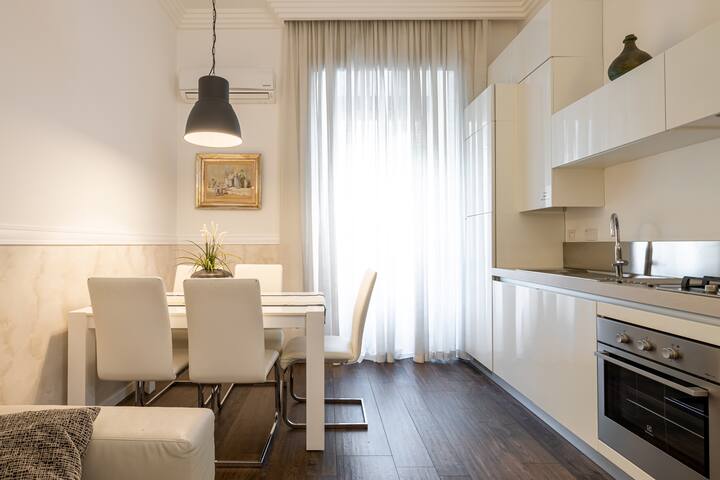 Ludovisi Splendor Apartment Central new gallery image 5