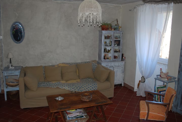 Maison Avec Terrasse Couverte - Laragne-Montéglin