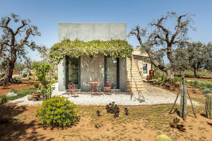 Lamia dal blu, design villa in the olive grove