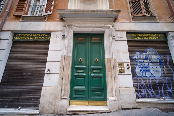 Juan&Elisa Trevi by BuddyRent