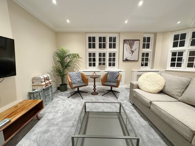 Luxury Central London Penthouse Near Hyde Park gallery image 5