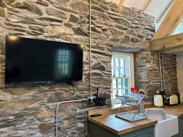 The Duck House Bothy - Dumfries and Galloway
