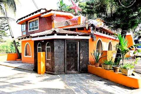 Colva, Betalbatim, Goa, 4 Bedroom Villa