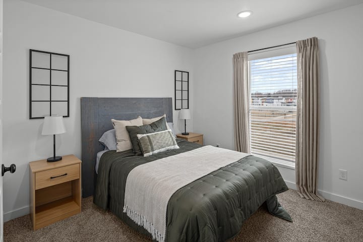 Krevat me përmasa të plota