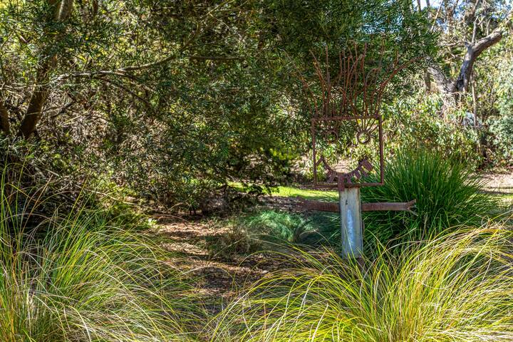 Surfers Point gallery image 4