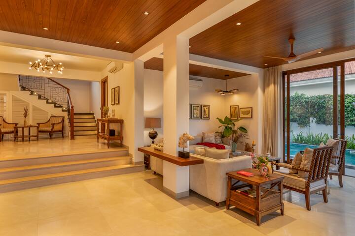 Living room image 4