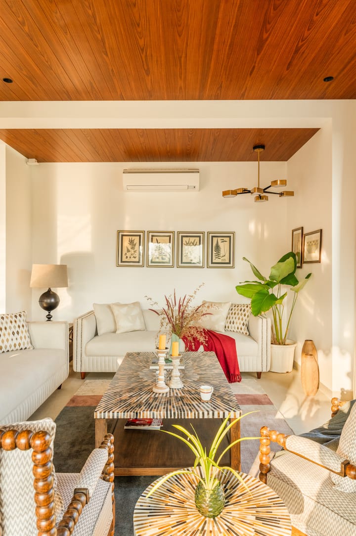 Living room image 2