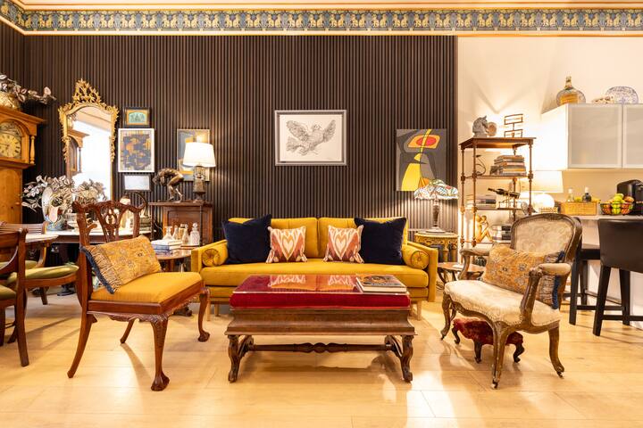 Paddington 7-Bed 13-Guest Massive House w/Patio gallery image 3