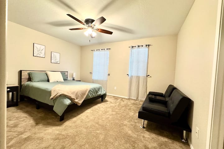 საწოლი 152 × 203 სმ 