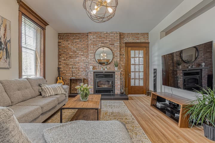 Listing in Quebec City