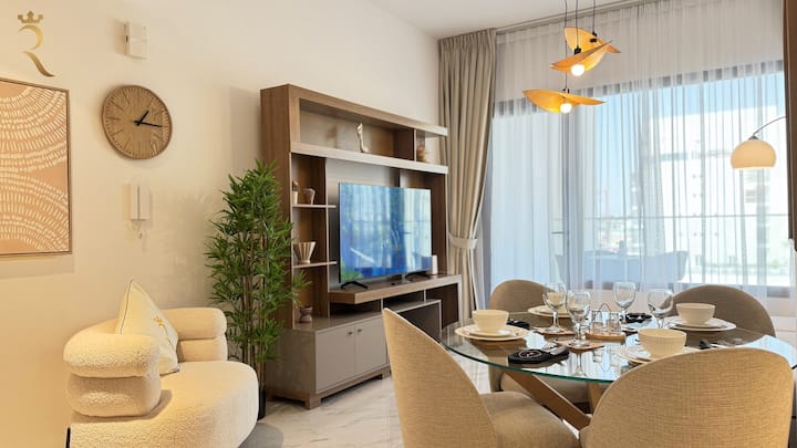 Elegant 1br | Blooming Chic Luxe Retreat - Abu Dhabi Airport (AUH)