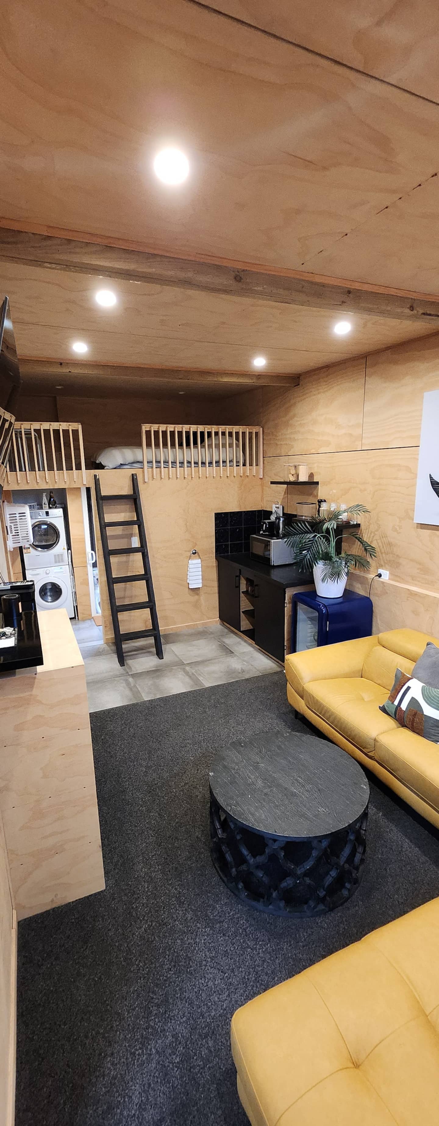 Cozy Hide Away 2