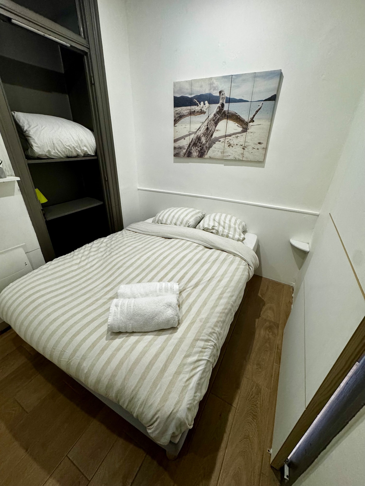 Espacio de noche (sin ventana)