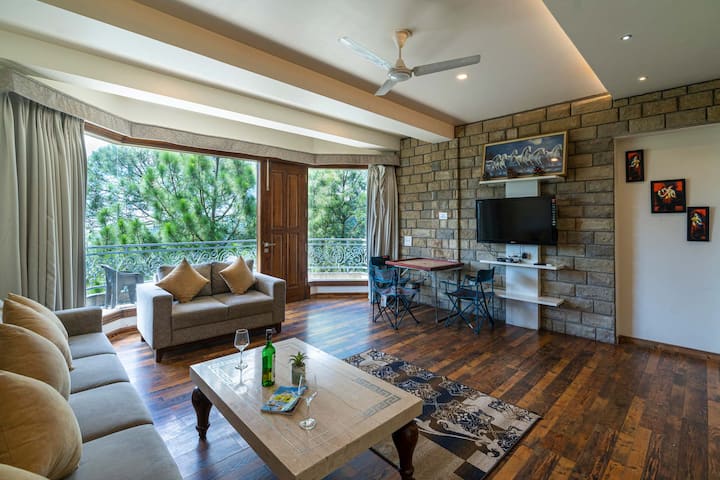 Gulmohar Estate | Luxury Hill Stay, Kasauli - Kasauli