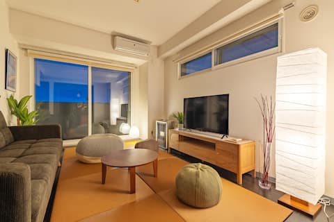 View, 4min Taxi, Luxury Area, Parking, Near Park