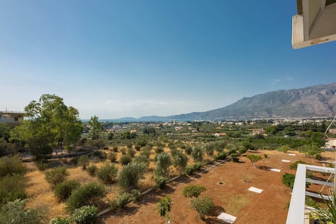 Loutraki Getaway - Cozy and Quiet Nest