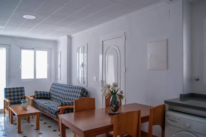 Riviera Beach Apartments - La Manga