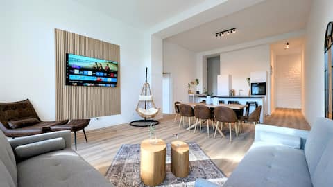 ANDRiSS: XXL Loft - Workstations - Parken - Küche