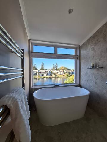 Family home in Marina da Gama gallery image 5