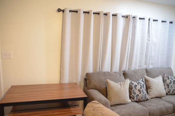 Cozy Cottage - Central In Dothan - Dothan, AL