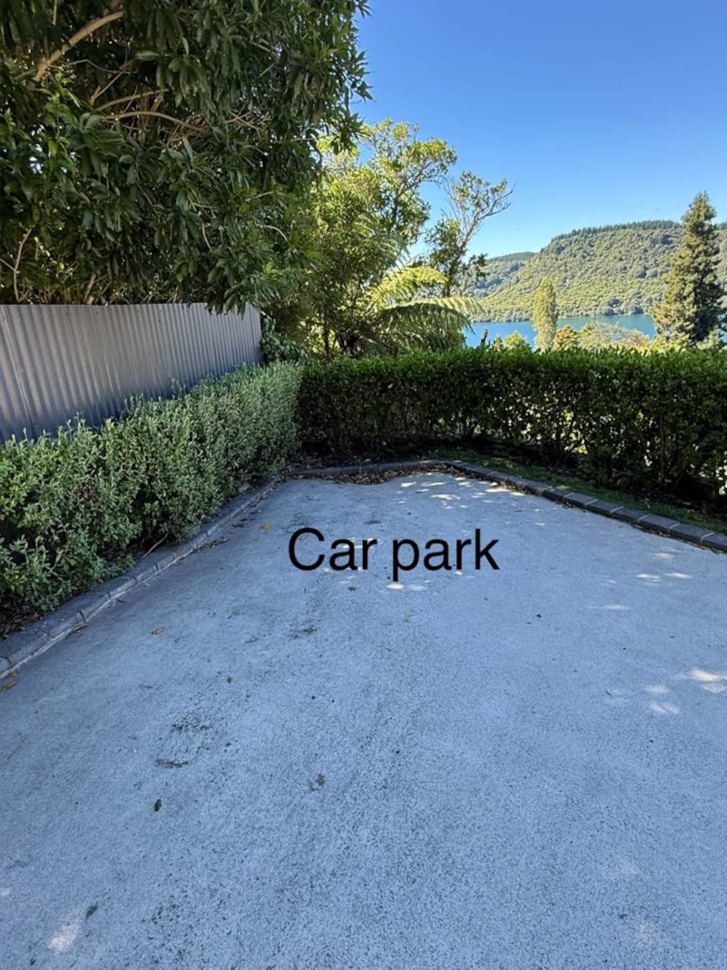 The Cabin At Lake Tarawera. 5