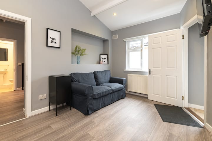 Stylish 1-bedroom Flat In Phibsborough - Dublín
