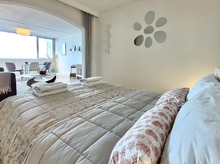 relaxačná spálňa s manželskou posteľou