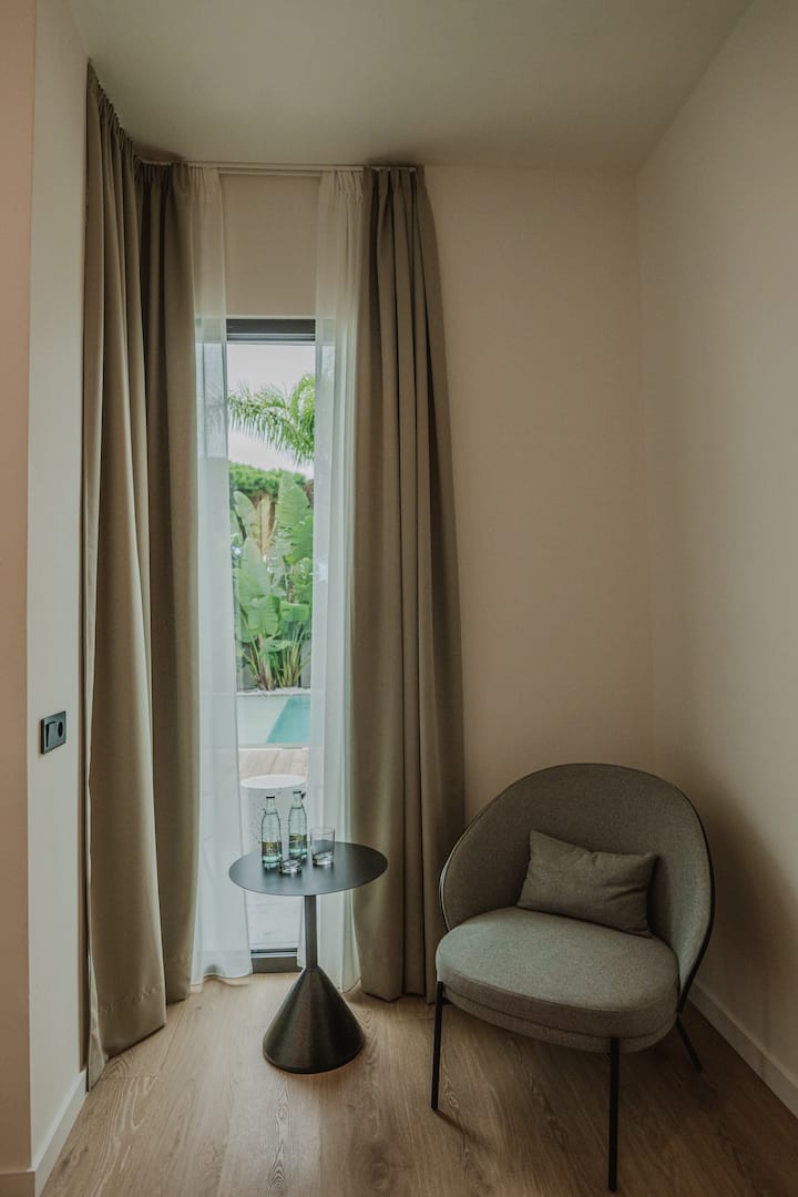 Habitación Doble Deluxe Poolside - Conil de la Frontera