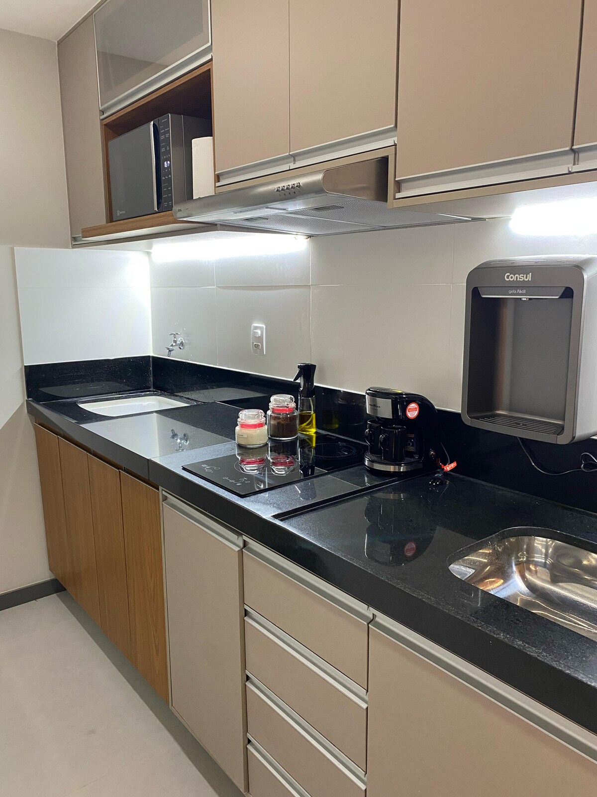 Top Airbnb: Beautiful Studio in Jardim Camburi em Vitória
