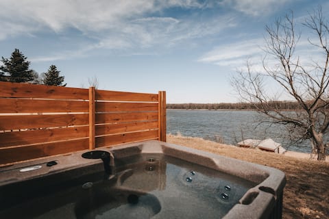 Drifter Cabin|Riverview+ Sauna+ HotTub+ Pickleball