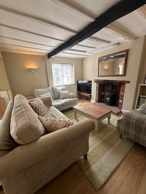 Top performing Airbnb: Luxury town house in Ludlow with breakfast in Shropshire