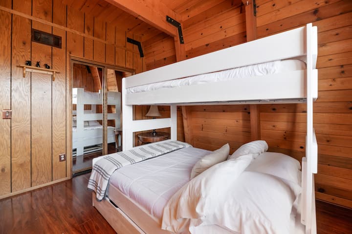 საძინებელი 3