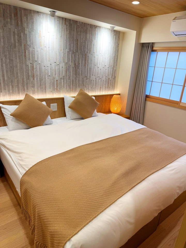 Bračni krevet (2 m)