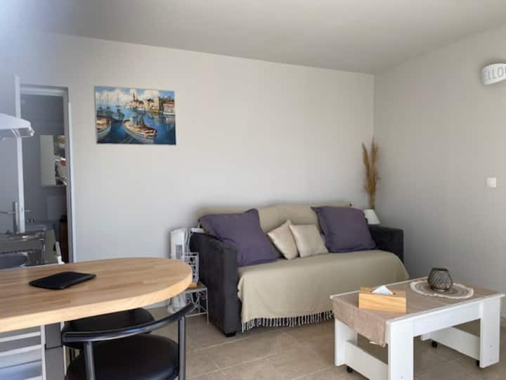 Aigues-mortes Studio Climatisé - Saint-Laurent-d'Aigouze
